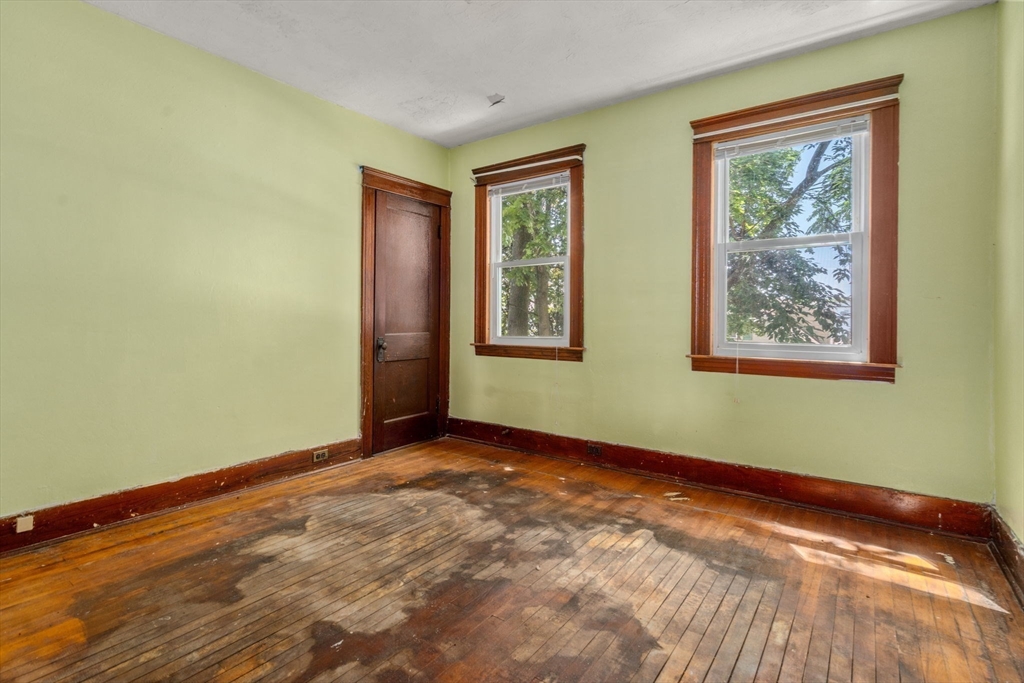 6 Indiana Street Worcester, MA 01604 - Photo 24 of 42 Gallery Image 24