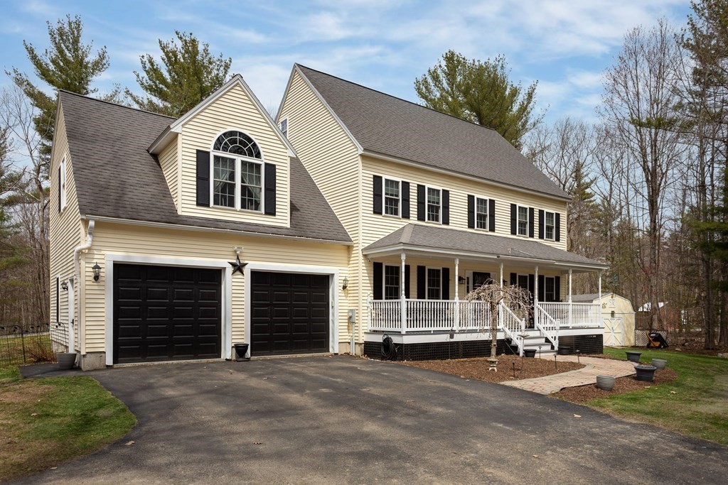 393 Williamsville Road Barre, MA 01005 - Photo 1 of 42 Gallery Image 1