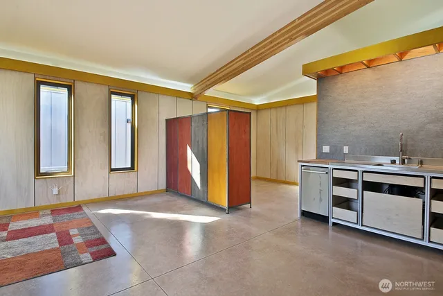 a view of a storage & utility room