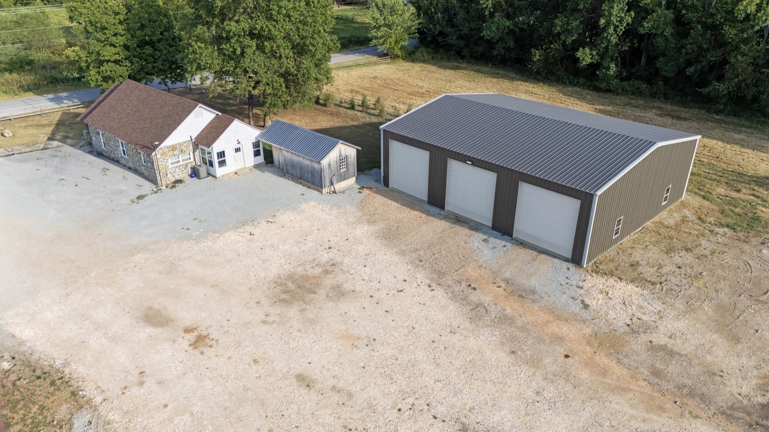 28151 South 620 Road Grove, OK 74344 - Photo 8 of 41 Gallery Image 8