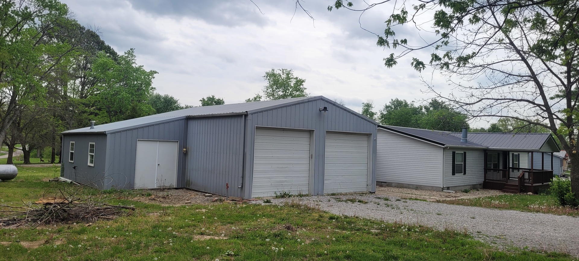 11829 East Idlewood Road Mount Vernon, IL 62864 - Photo 3 of 19