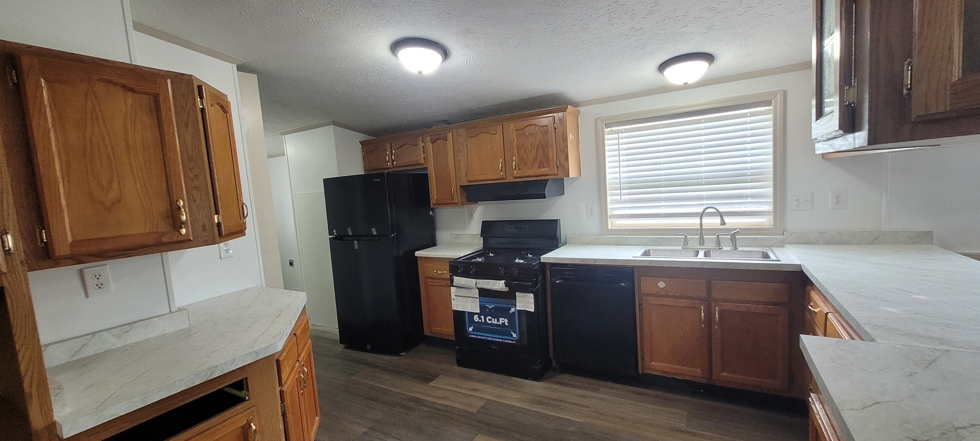 11829 East Idlewood Road Mount Vernon, IL 62864 - Photo 7 of 19