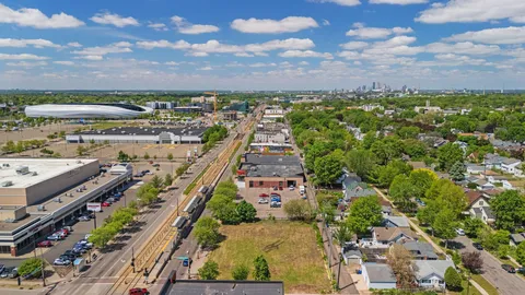 $1,150,000 | 1347 University Avenue West, St. Paul, MN 55104