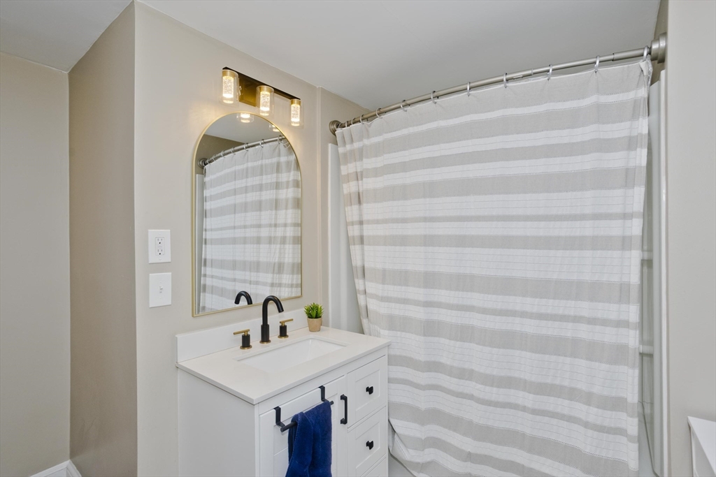 60 Lower Westfield Road Holyoke, MA 01040 - Photo 29 of 42