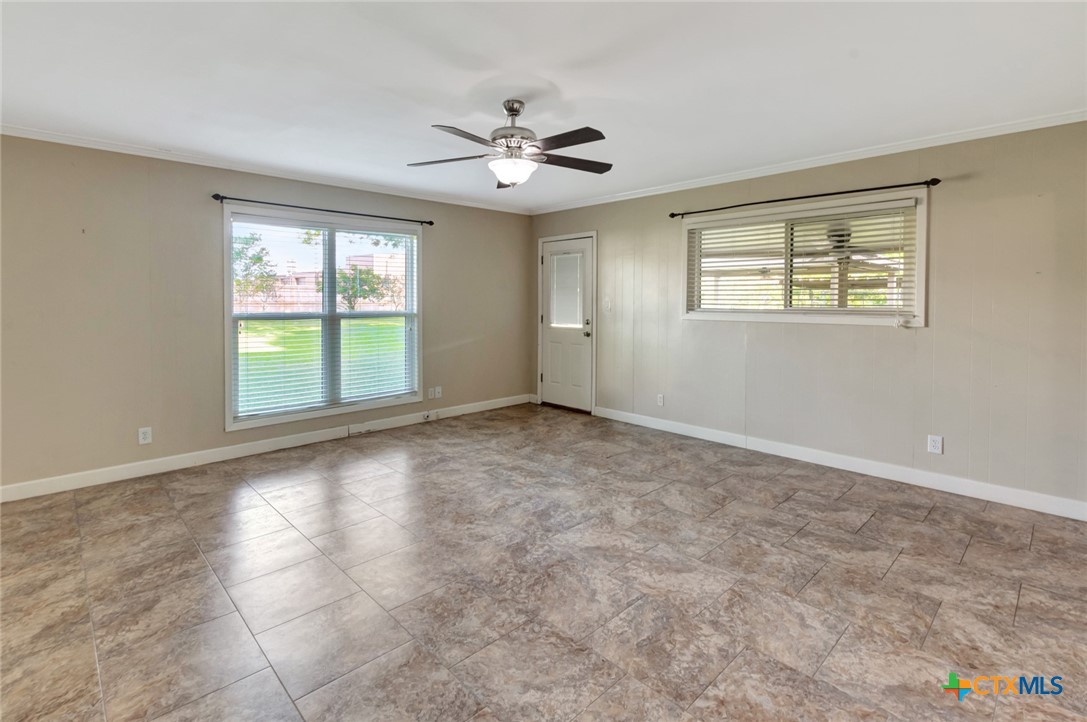 919 Eden Roc Street Victoria, TX 77904 - Photo 28 of 36 a view of an empty room with a window