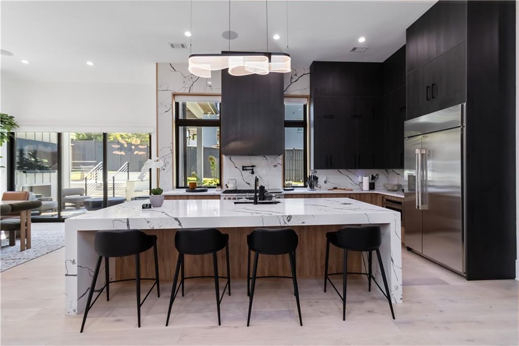 2824 Ashford Road Northeast Brookhaven, GA 30319 - Photo 13 of 57