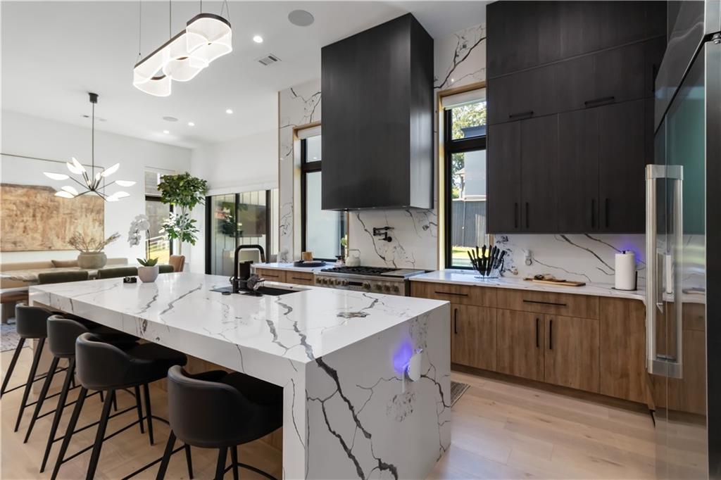 2824 Ashford Road Northeast Brookhaven, GA 30319 - Photo 14 of 57