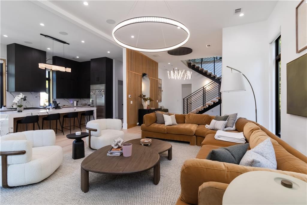 2824 Ashford Road Northeast Brookhaven, GA 30319 - Photo 7 of 57