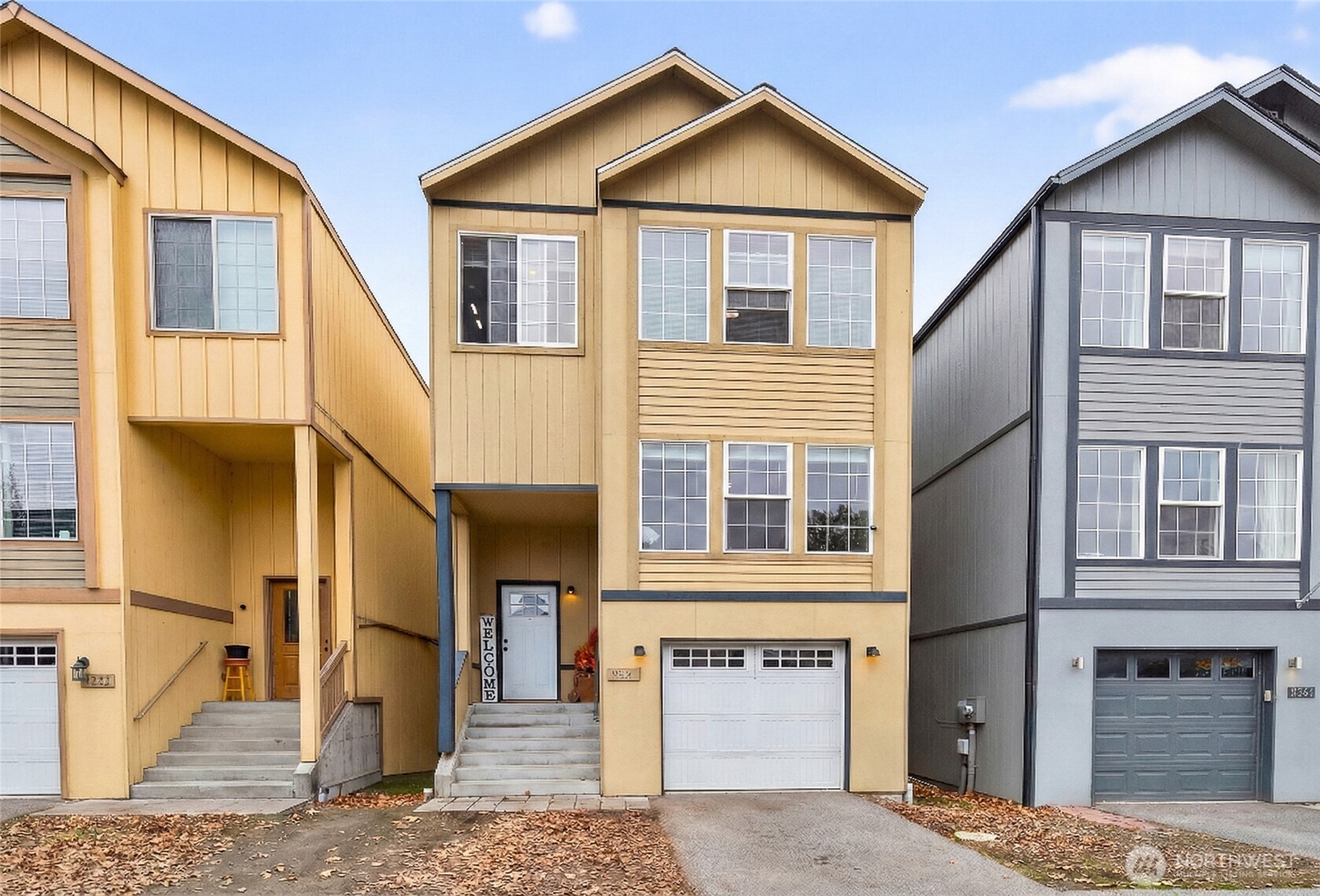 1506 Historic Lane Wenatchee, WA 98801 - Photo 1 of 28 a front view of a house with a yard