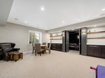 $1,800,000 | 305 Neva Avenue, Glenview, IL 60025