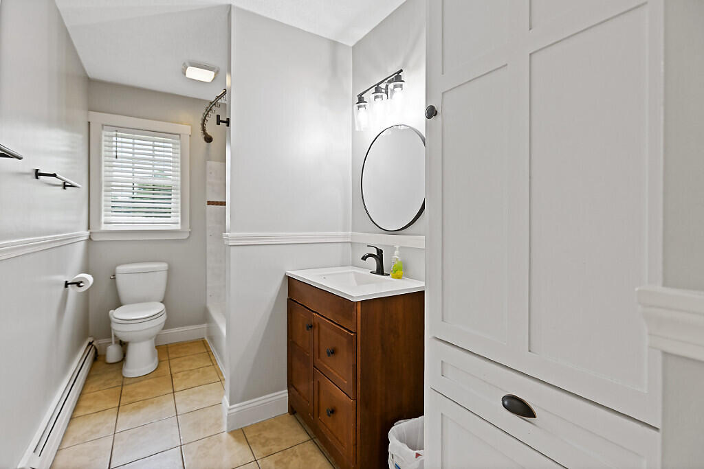 23 West Hill Road Gardiner, ME 04345 - Photo 13 of 42 10_BP5A4131_DxO_mls