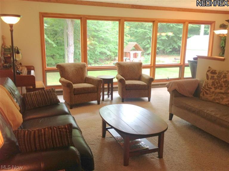 246 Taylor Road Barberton, OH 44203 - Photo 6 of 10 Gallery Image 6