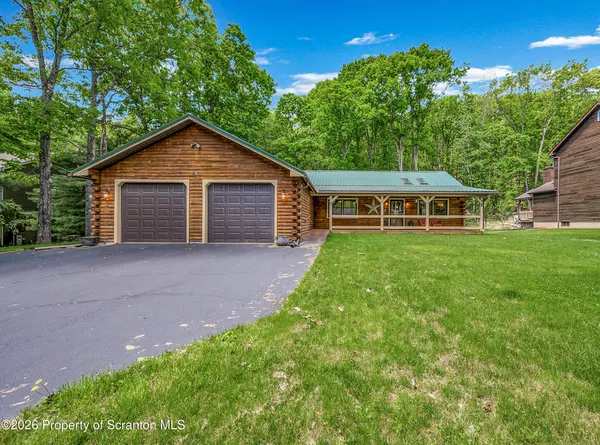 $340,000 | 835 Lakeview Drive, Mountain Top, PA 18707