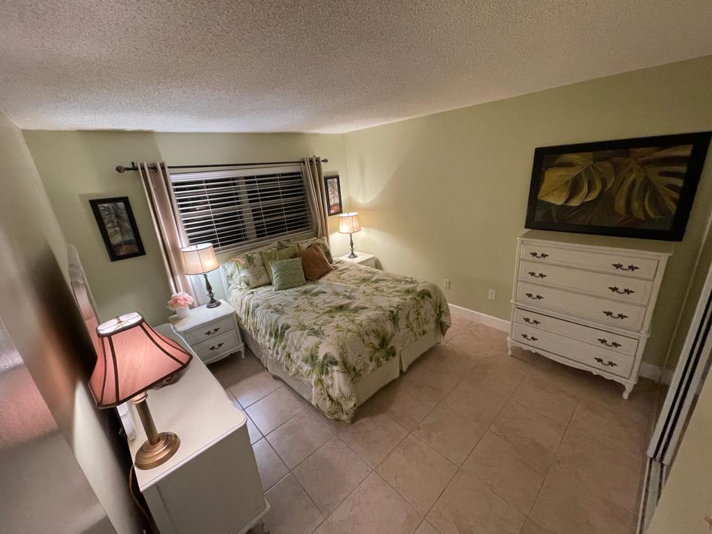 340 Northwest 19th Street, Unit 104 Boca Raton, FL 33432 - Photo 2 of 24 0e22b45c-bf0f-4583-8e79-2dd4ab3233c4