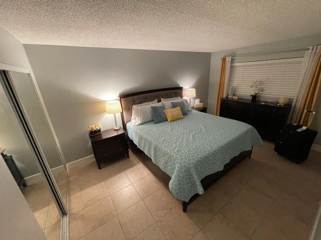 340 Northwest 19th Street, Unit 104 Boca Raton, FL 33432 - Photo 4 of 24 56141201-0106-4a2b-a583-210bff856088