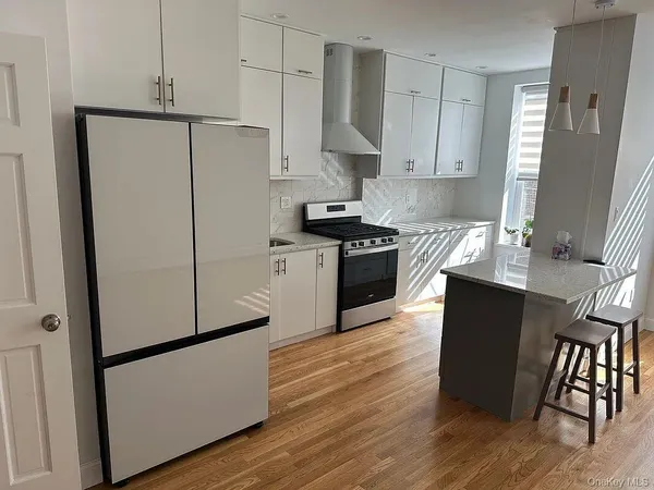 $2,800 | 60-26 71st Avenue | Ridgewood