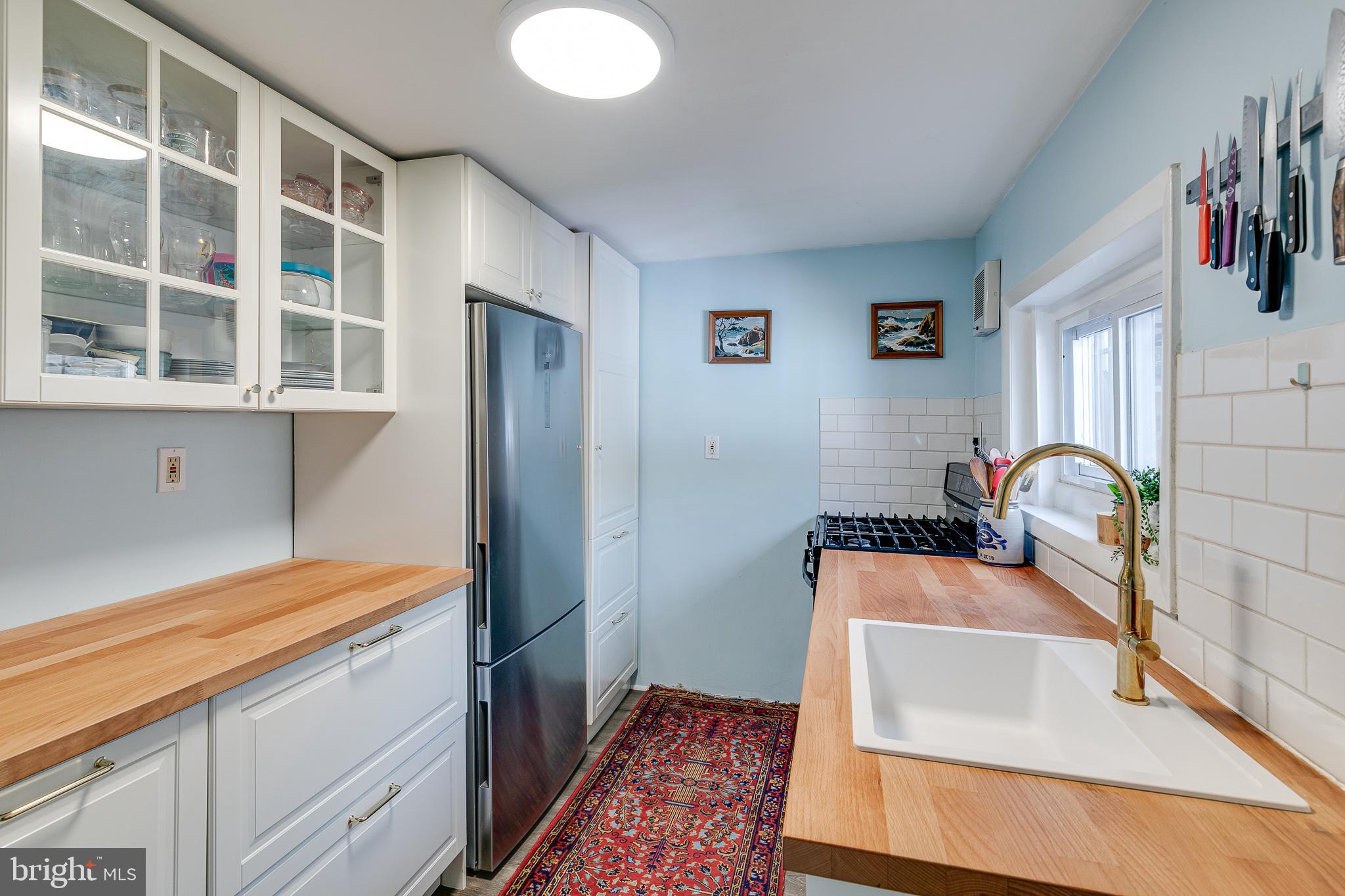 337 Master Street Philadelphia, PA 19122 - Photo 15 of 35