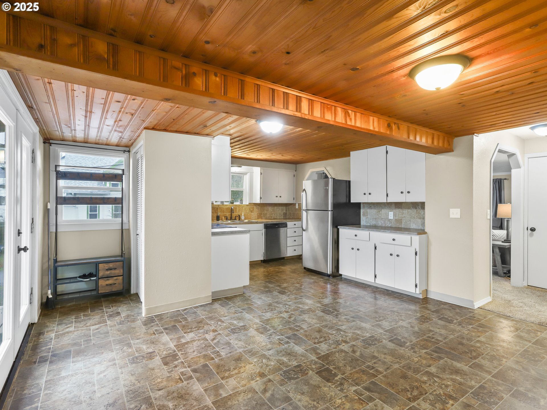 613 North 1st Avenue Ridgefield, WA 98642 - Photo 12 of 27