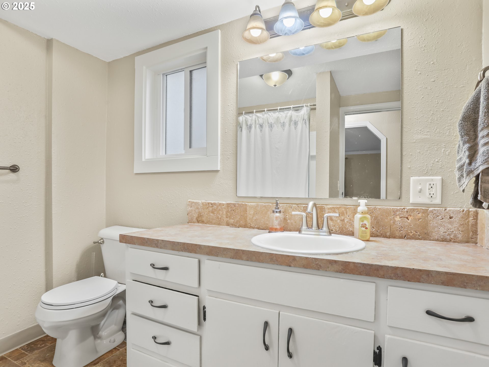 613 North 1st Avenue Ridgefield, WA 98642 - Photo 13 of 27