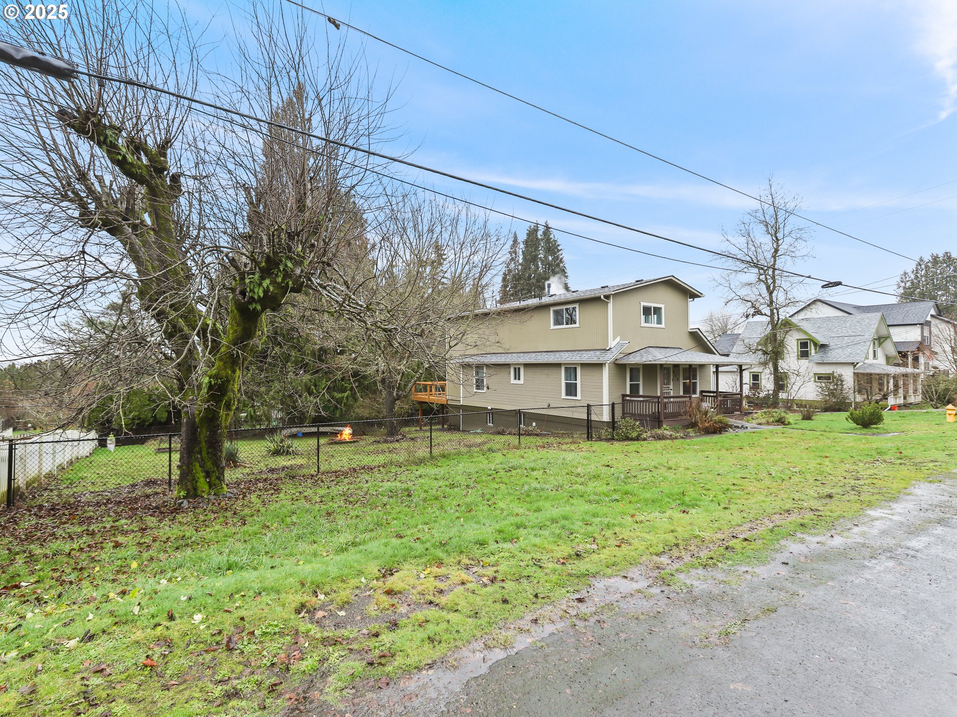613 North 1st Avenue Ridgefield, WA 98642 - Photo 3 of 27