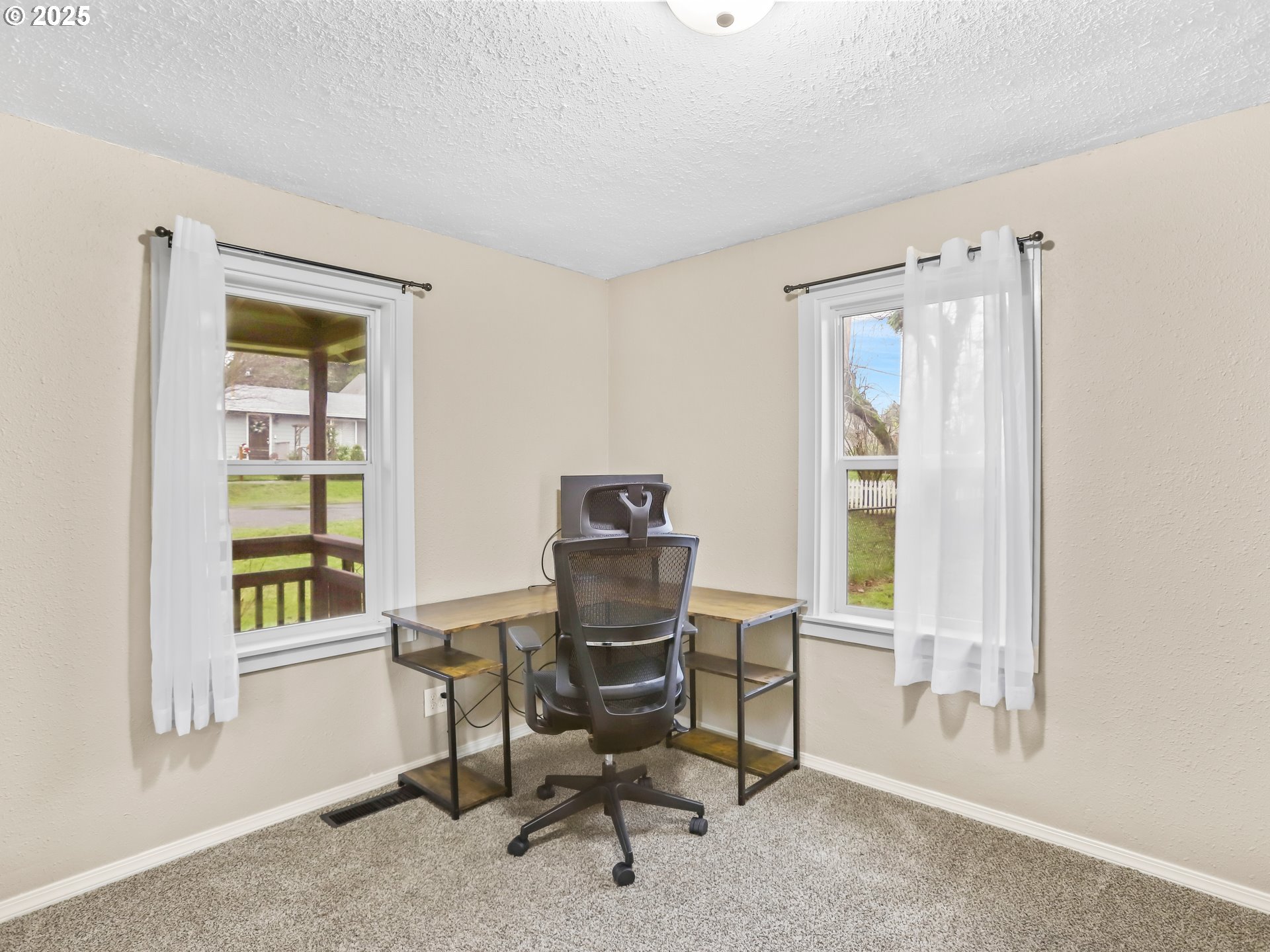613 North 1st Avenue Ridgefield, WA 98642 - Photo 8 of 27