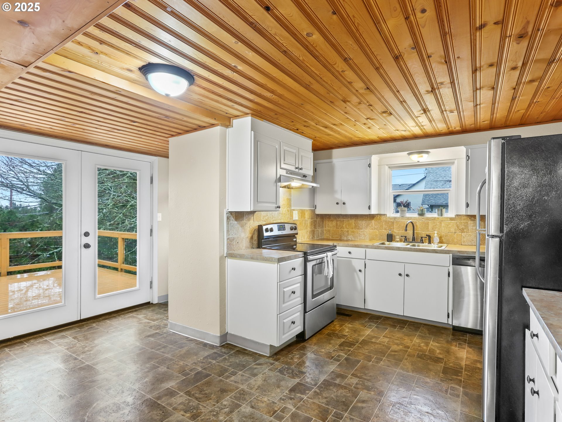 613 North 1st Avenue Ridgefield, WA 98642 - Photo 10 of 27