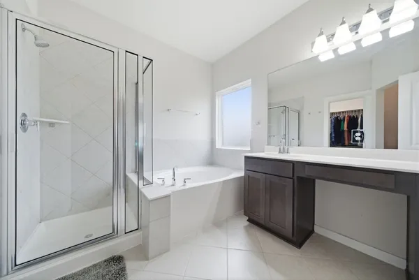 $2,700 | 2434 Abbot Brk Drive, Rosharon, TX 77583