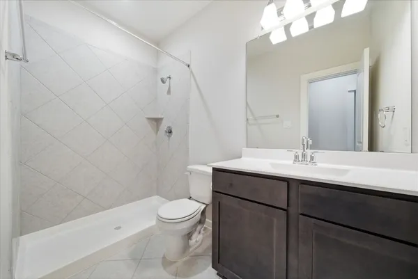 $2,700 | 2434 Abbot Brk Drive, Rosharon, TX 77583