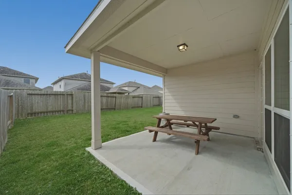 $2,700 | 2434 Abbot Brk Drive, Rosharon, TX 77583