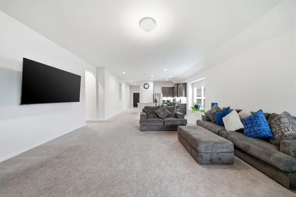 $2,700 | 2434 Abbot Brk Drive, Rosharon, TX 77583