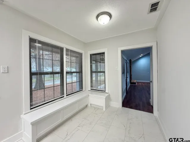 a view of an entryway