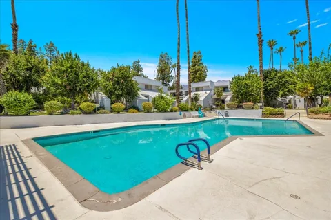 $259,000 | 5301 East Waverly Drive, Unit 187, Palm Springs, CA 92264