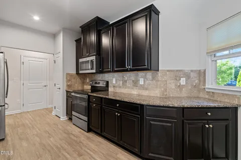 $400,000 | 410 Smallwood Drive, Durham, NC 27703