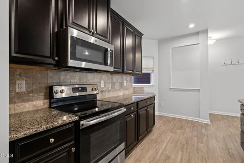 $400,000 | 410 Smallwood Drive, Durham, NC 27703