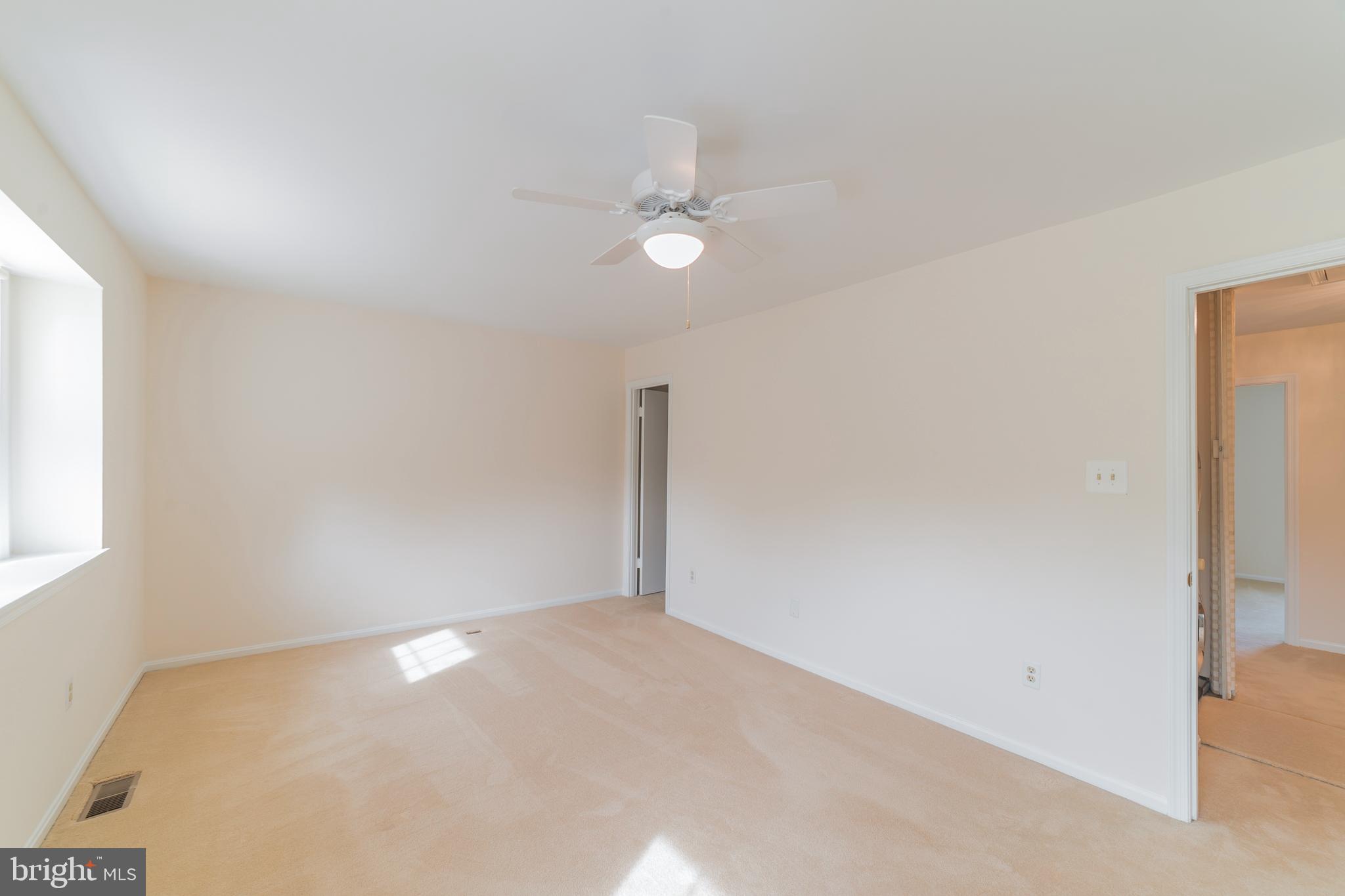 1682 Ridgely Court Crofton, MD 21114 - Photo 17 of 29 Light & Bright Master Bedroom!