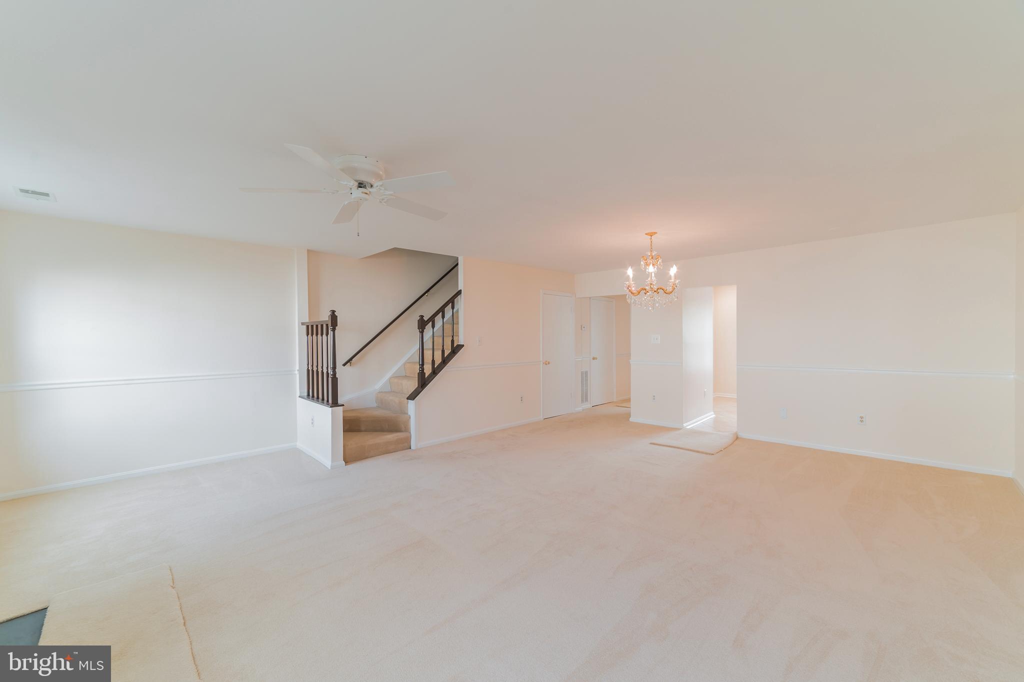 1682 Ridgely Court Crofton, MD 21114 - Photo 7 of 29 Neutral and Bright LR/DR area!