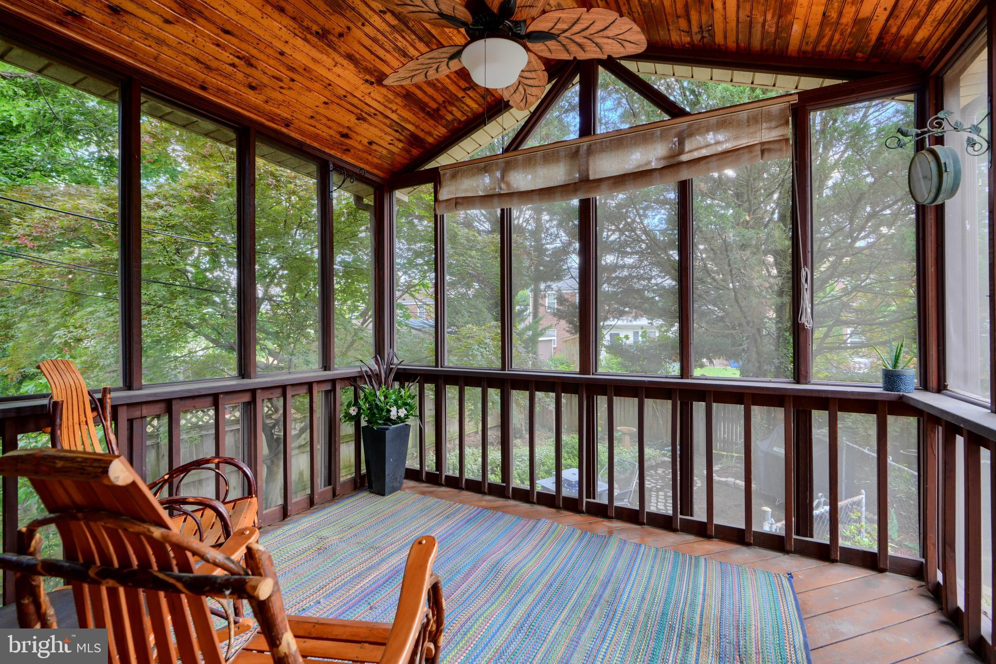 224 Mallow Hill Road Baltimore, MD 21229 - Photo 25 of 52 Back screened in porch