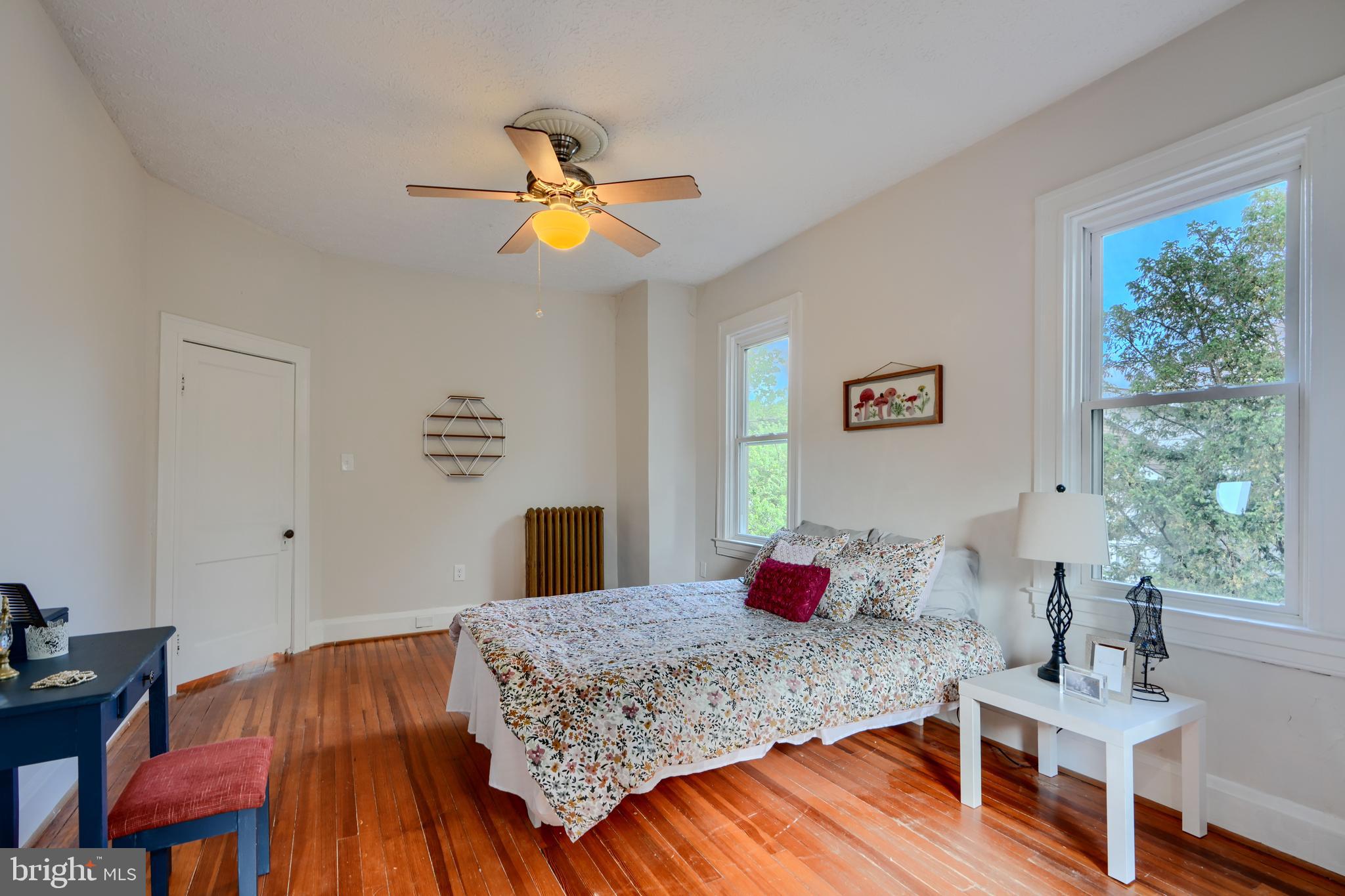 224 Mallow Hill Road Baltimore, MD 21229 - Photo 39 of 52 Hardwood floors