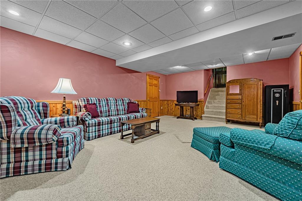 278 Reservoir Road Mount Pleasant, PA 15666 - Photo 19 of 24 Gallery Image 19