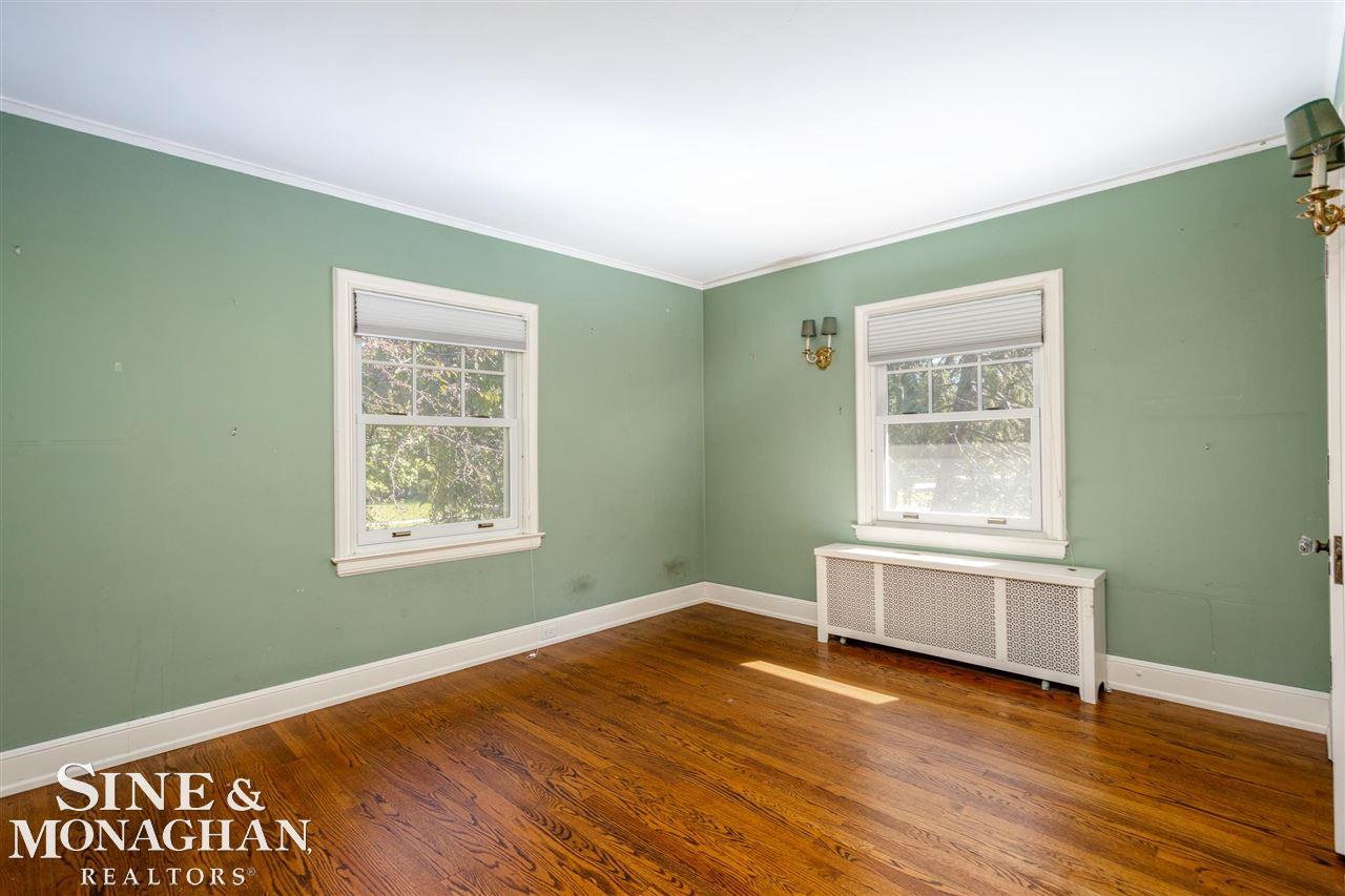1377 Devonshire Road Grosse Pointe, MI 48230 - Photo 26 of 40 50059923-25.JPG