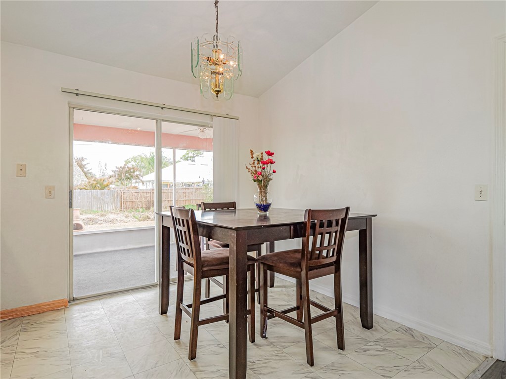 483 Melrose Lane Sebastian, FL 32958 - Photo 10 of 35