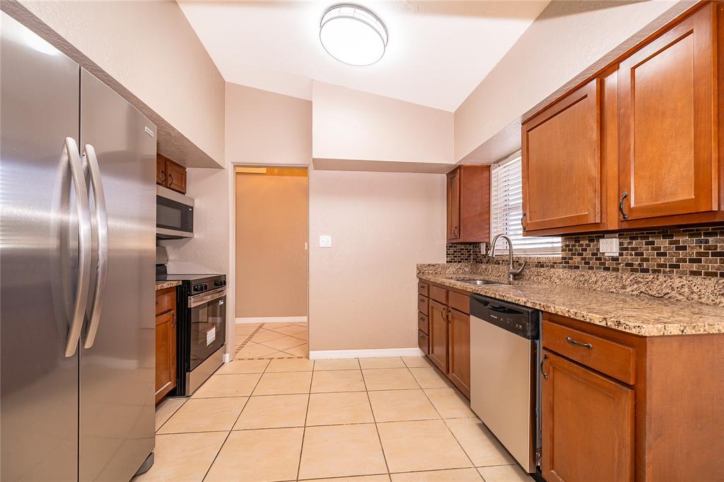 3913 Pine Ridge Road Orlando, FL 32808 - Photo 14 of 28 Gallery Image 14