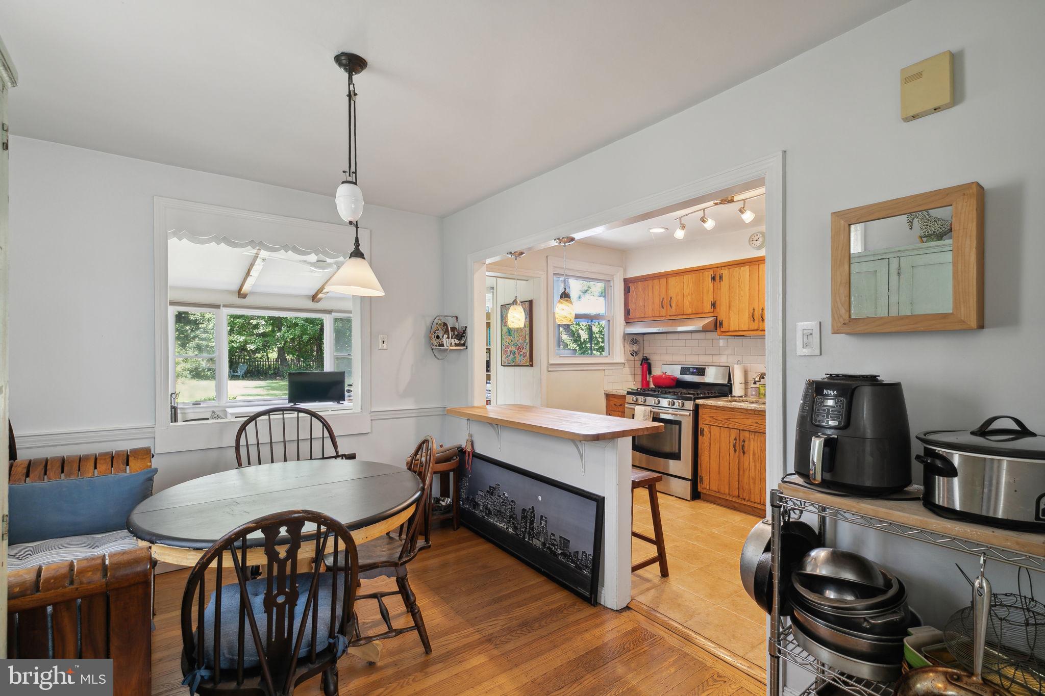 491 Kent Road Springfield, PA 19064 - Photo 7 of 37