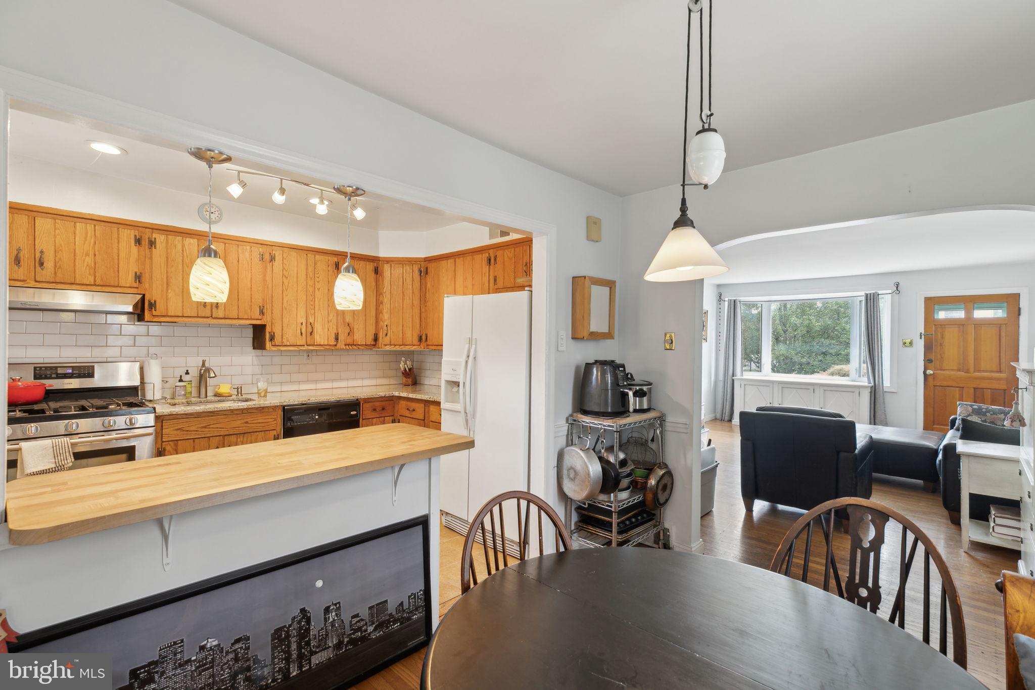 491 Kent Road Springfield, PA 19064 - Photo 10 of 37