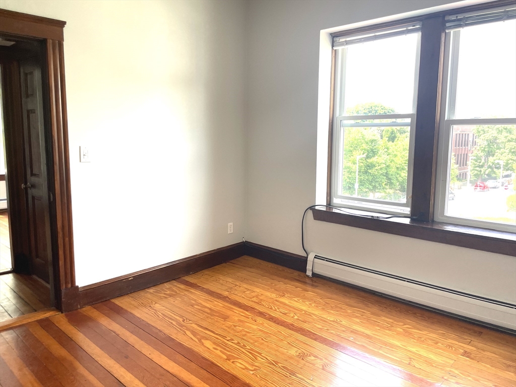 28 Montebello Road, Unit 2 Boston, MA 02130 - Photo 20 of 26