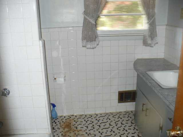 5405 Falls Of Neuse Road Raleigh, NC 27609 - Photo 7 of 11 Photo 7