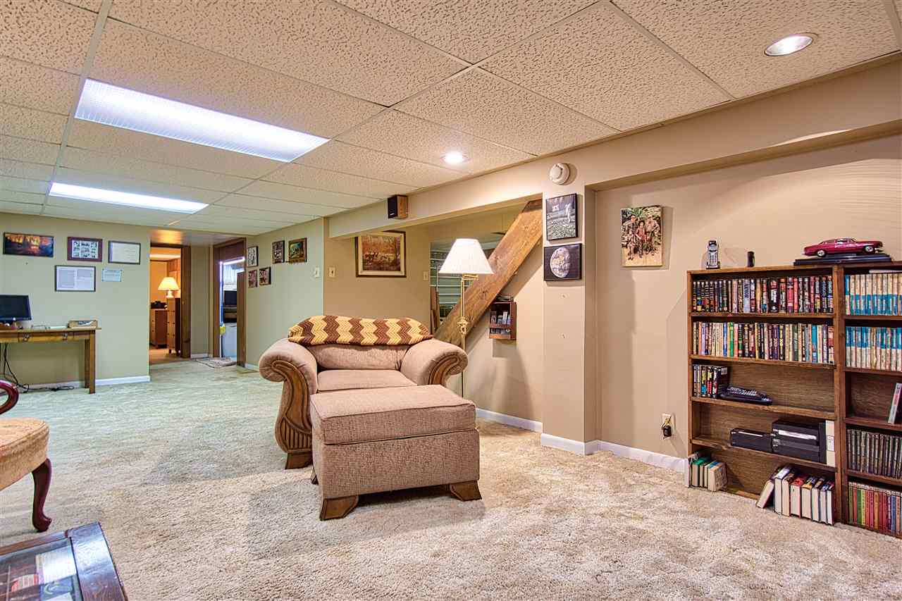 834 South Burkhardt Road Evansville, IN 47715 - Photo 19 of 33 Gallery Image 19