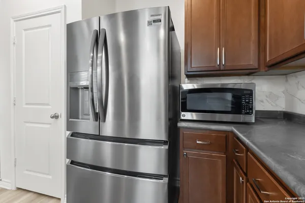 $1,948 | 10643 Military Drive West, Unit 14, San Antonio, TX 78245