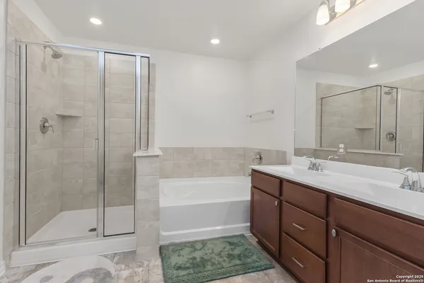 $1,948 | 10643 Military Drive West, Unit 14, San Antonio, TX 78245