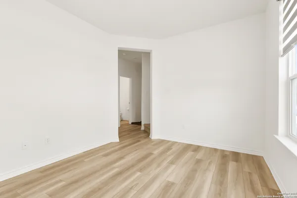 $1,948 | 10643 Military Drive West, Unit 14, San Antonio, TX 78245